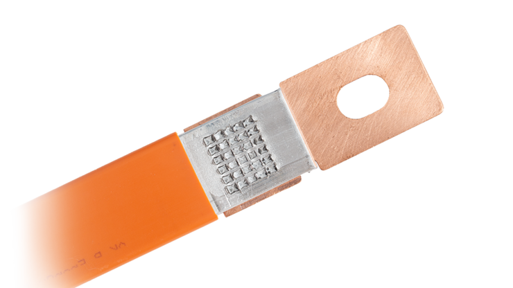 超音波で接合した導電バーの接続例